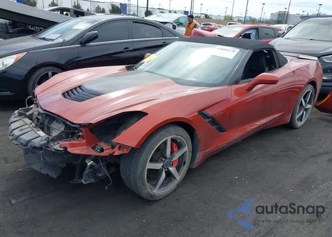 2015 Chevrolet Corvette Stingray z USA, uszkodzony, nr VIN 1G1YF3D71F5111154